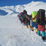 توصیه های ایمنی برای کوهپیمایی در زمستان + اینفوگرافیک