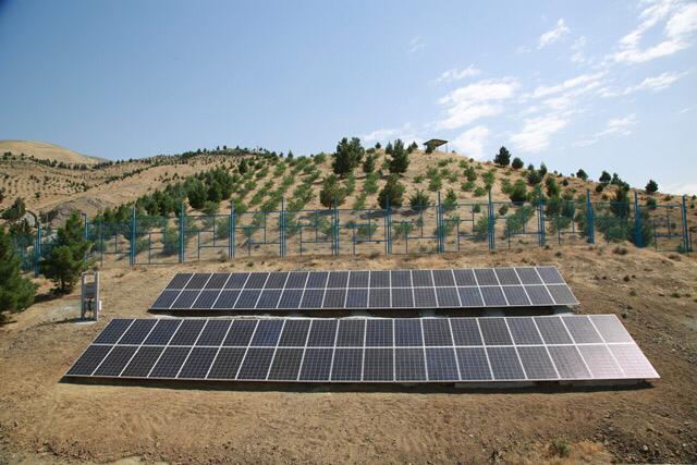 بهره برداری از نیروگاه برق خورشیدی در بوستان کوهسار