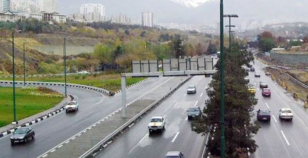 نقاط حادثه خیز بزرگراه های منطقه۲ تهران شناسایی شد