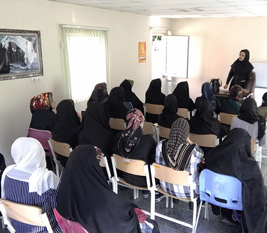 برگزاری کلاس های افزایش توانمندسازی شهروندان در منطقه ۱۷ تهران