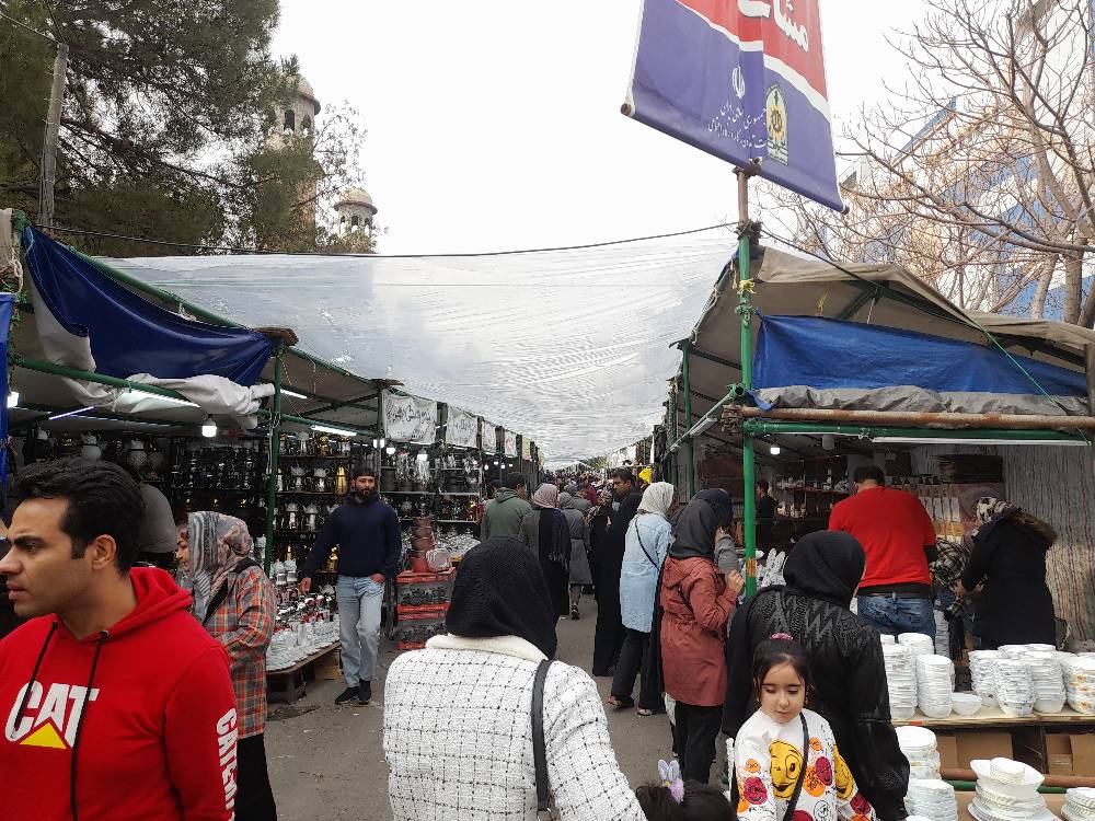 اجرای طرح ضربتی ساماندهی معابر در میدان شوش / تداوم اجرای طرح در بازار نازی آباد