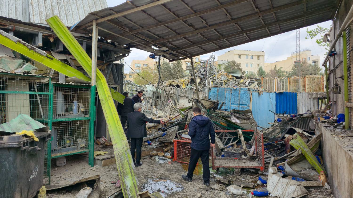 ایمن‌سازی و ساماندهی فروشگاه شهروند والفجر